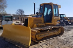 Бульдозер масса 17,0 т (CAT D5)